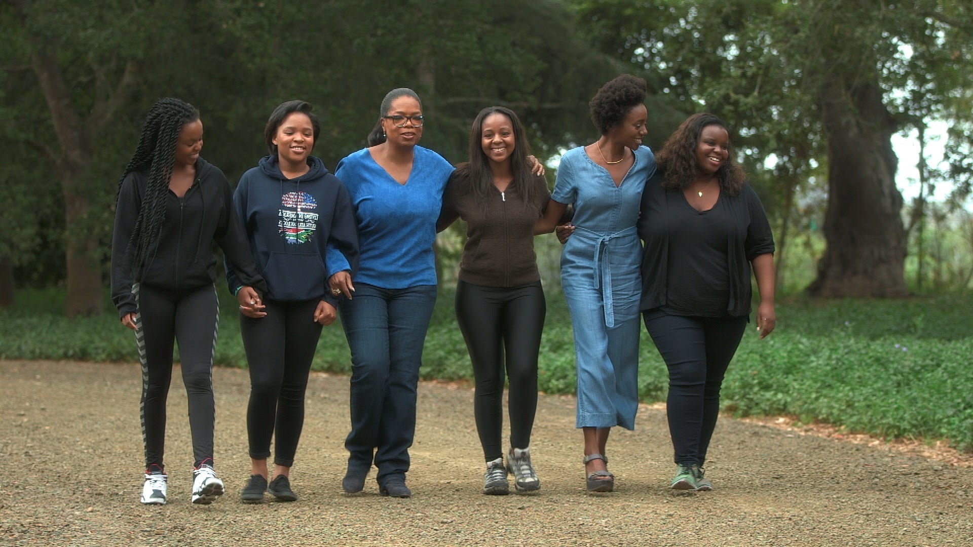 Oprah Winfrey's Leadership Academy Graduates Reflect On The Power Of Investing In Young Black Women & Best Advice From "Mama O"
